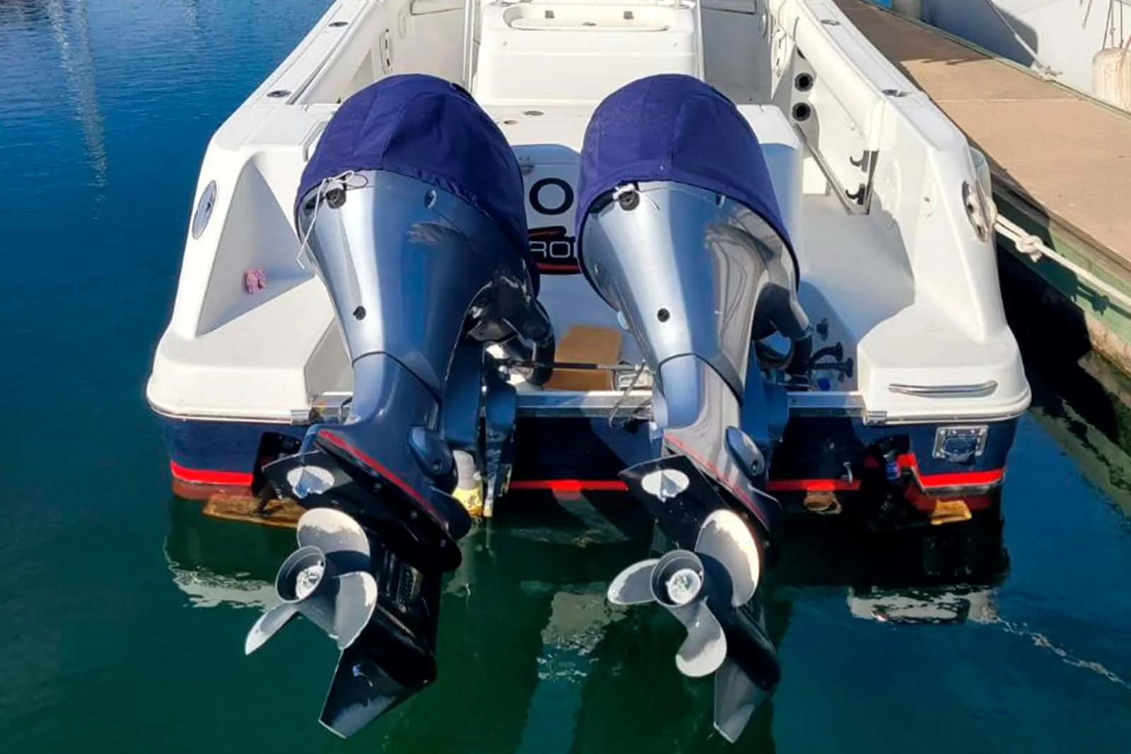 Robalo R260 cc 2